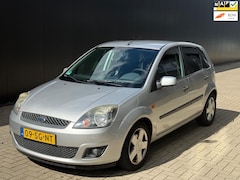 Ford Fiesta - 1.6-16V Futura Automaat incl 1jr APK