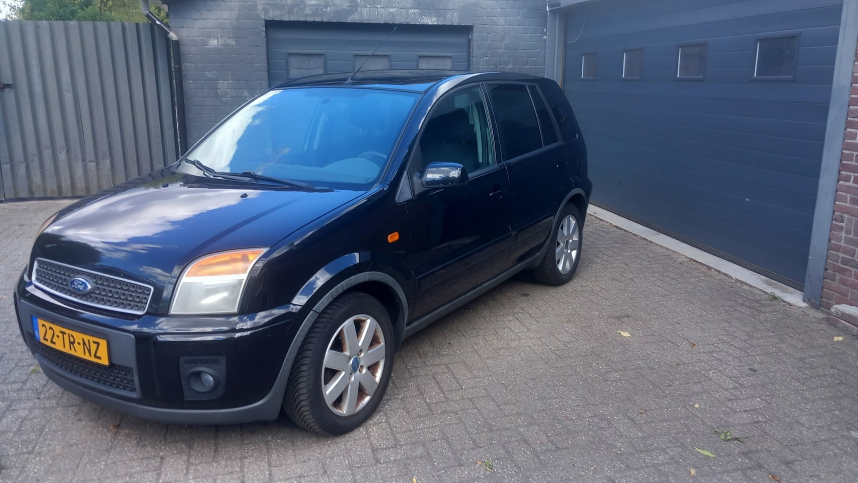 Ford Fusion - 1.4-16V Futura 1.4-16V Futura,Elektriche ramen,Airco,Radio cd speler. - AutoWereld.nl