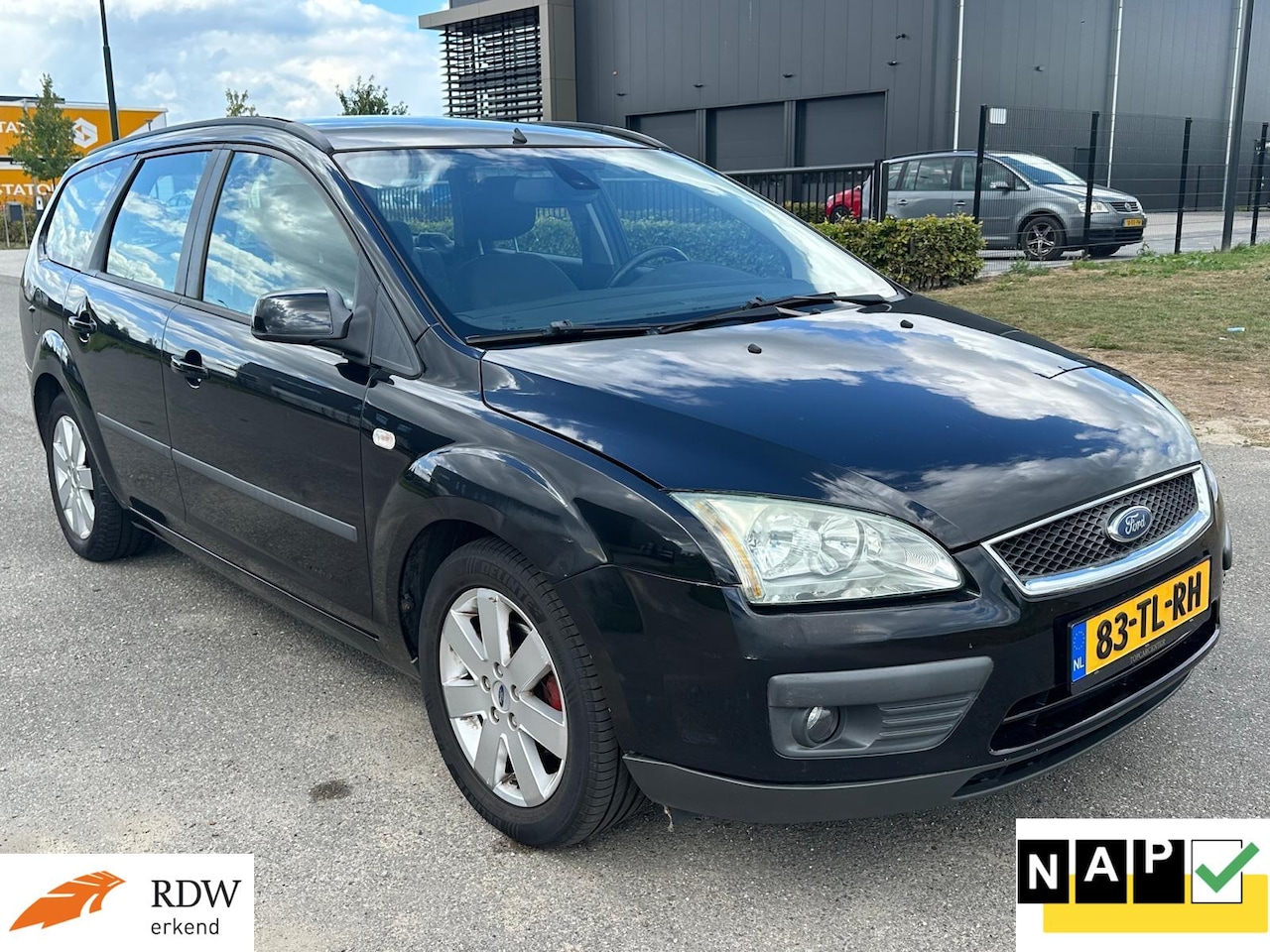 Ford Focus Wagon - 1.6-16V Amb./AIRCO/TREKH/NAP/INRUILKOOPJE - AutoWereld.nl