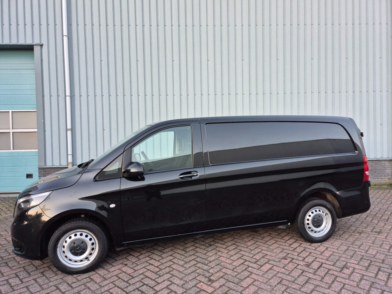 Mercedes-Benz Vito - 111 CDI Lang Nieuwe APK 2e eigenaar - AutoWereld.nl