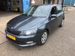 Skoda Fabia - Fabia 1.0, 5 DEURS