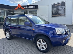 Nissan X-Trail - 2.0 Elegance Trekhaak Leder Stoelverwarming