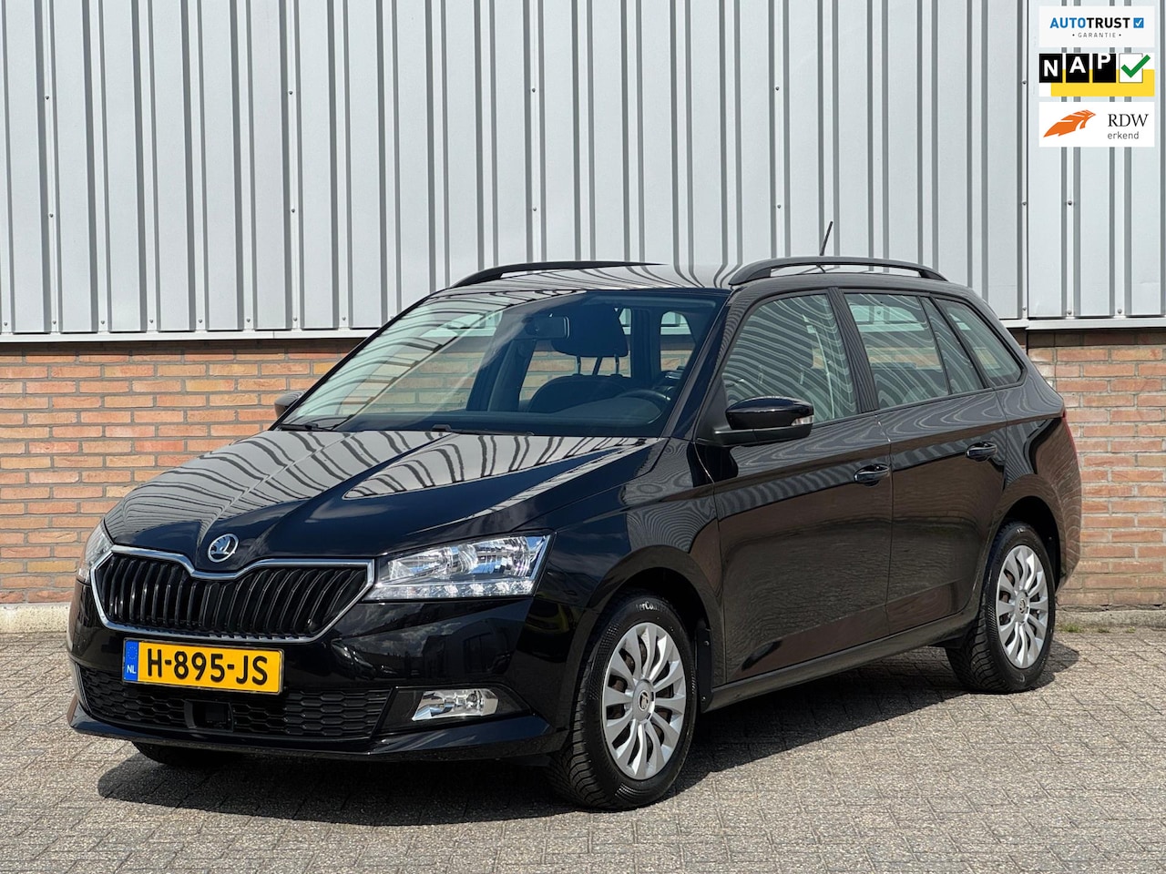 Skoda Fabia Combi - 1.0 TSI Ambition Airco/ Stoelverwarming/ 12 maanden garantie! - AutoWereld.nl