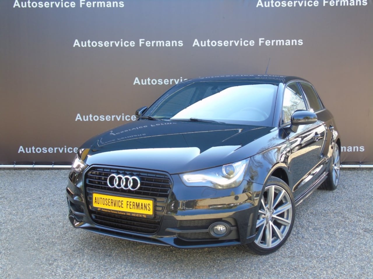Audi A1 Sportback - A1 Sportback 1.2TSI S-line - 2014 - 67DKM - Xenon - AutoWereld.nl