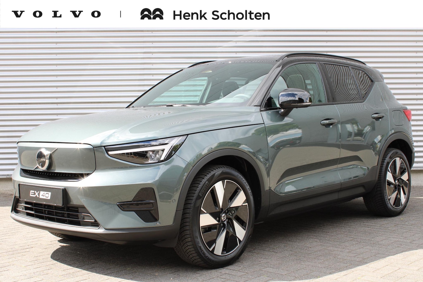 Volvo EX40 - Single Motor Extended Range Ultra 82 kWh | Lichtmetalen Velgen 5-Spaaks 19" | Connect Micr - AutoWereld.nl