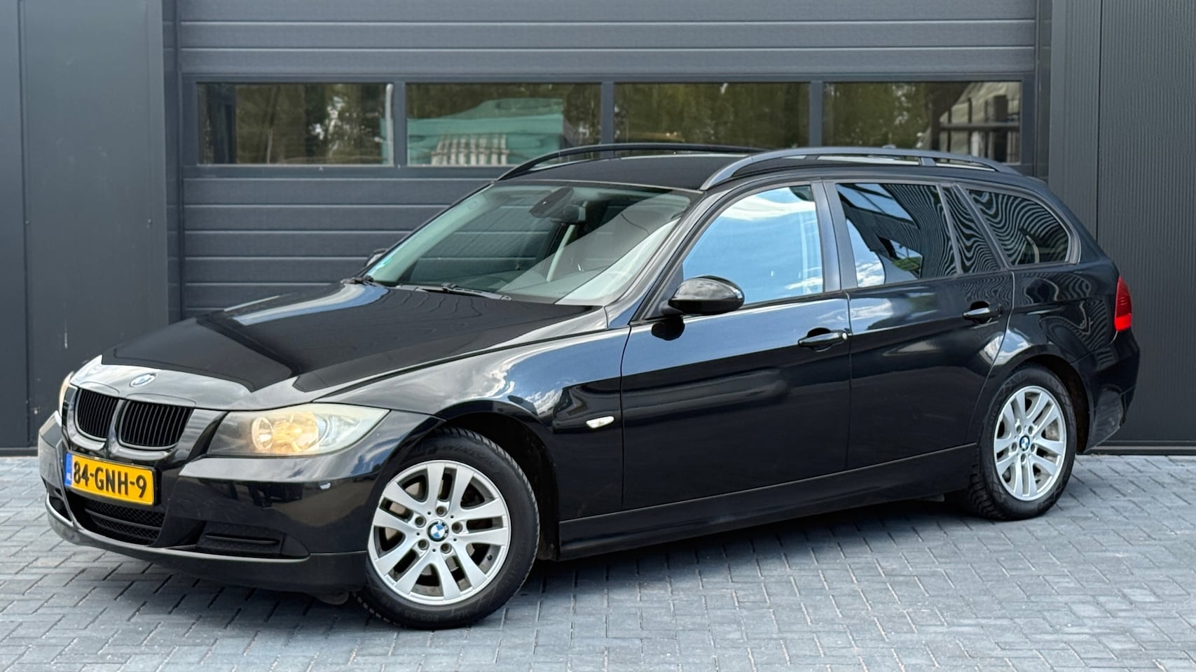 BMW 3-serie Touring - 318i Business Line Airco|PDC - AutoWereld.nl
