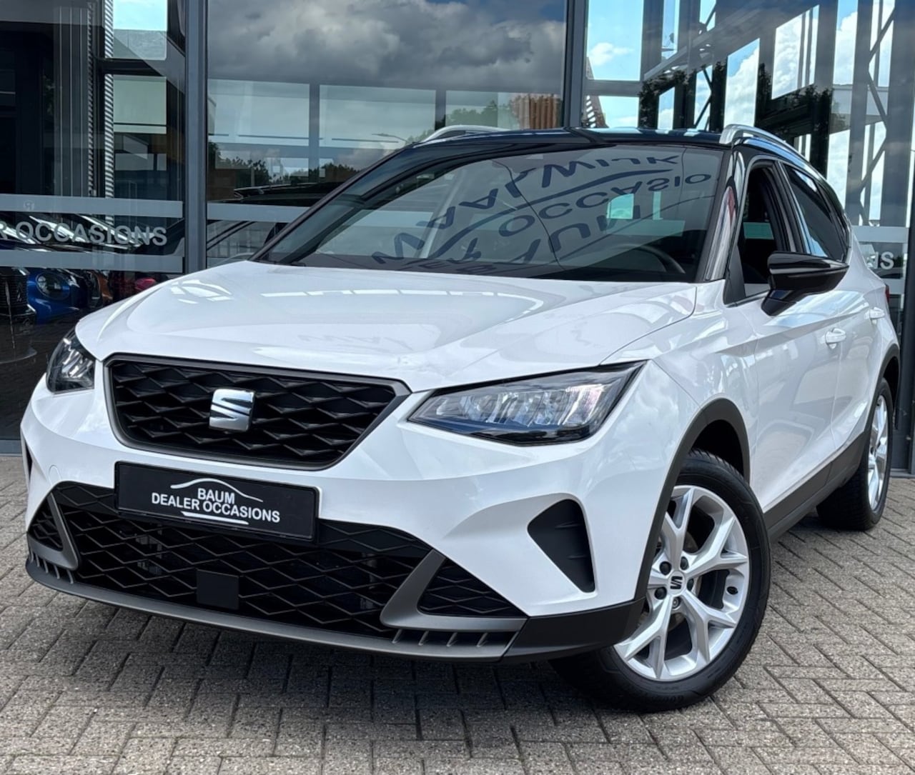 SEAT Arona - 1.0 TSI FR BUSINESS ECO AIRCO NAVI PDC STOELVERW. - AutoWereld.nl