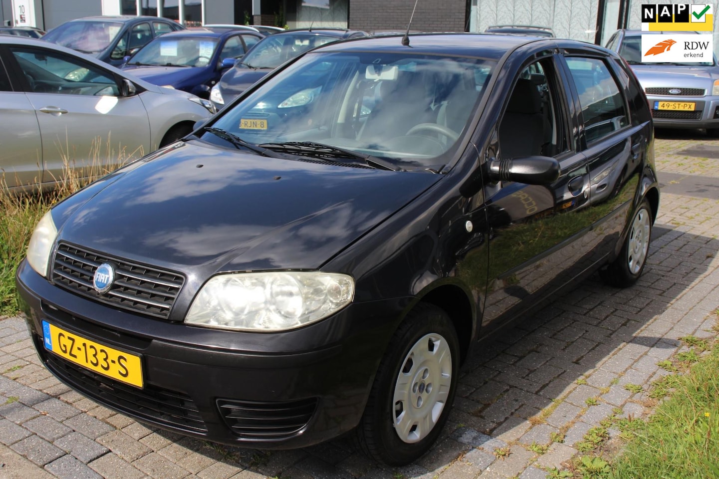 Fiat Punto - 1.2 Dynamic Airco 5_deurs Elec. pakket Zuinig NAP APK - AutoWereld.nl