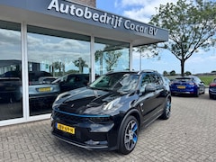 Lynk & Co 01 - 1.5 261PK Plug-in Hybrid Pano/dak Apple/Carplay ALL IN PRIJS
