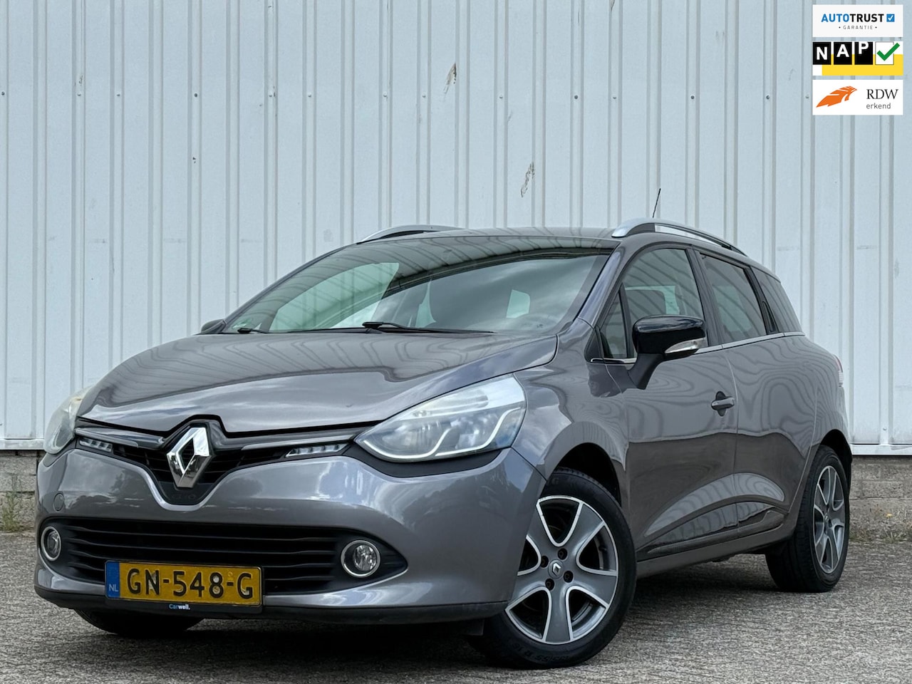 Renault Clio Estate - 0.9 TCe Night&Day 2e Eigenaar,Climate,Navi,Cruise,Bleutooth,PDC,N.A.P!Apk tot 22-07-2026! - AutoWereld.nl