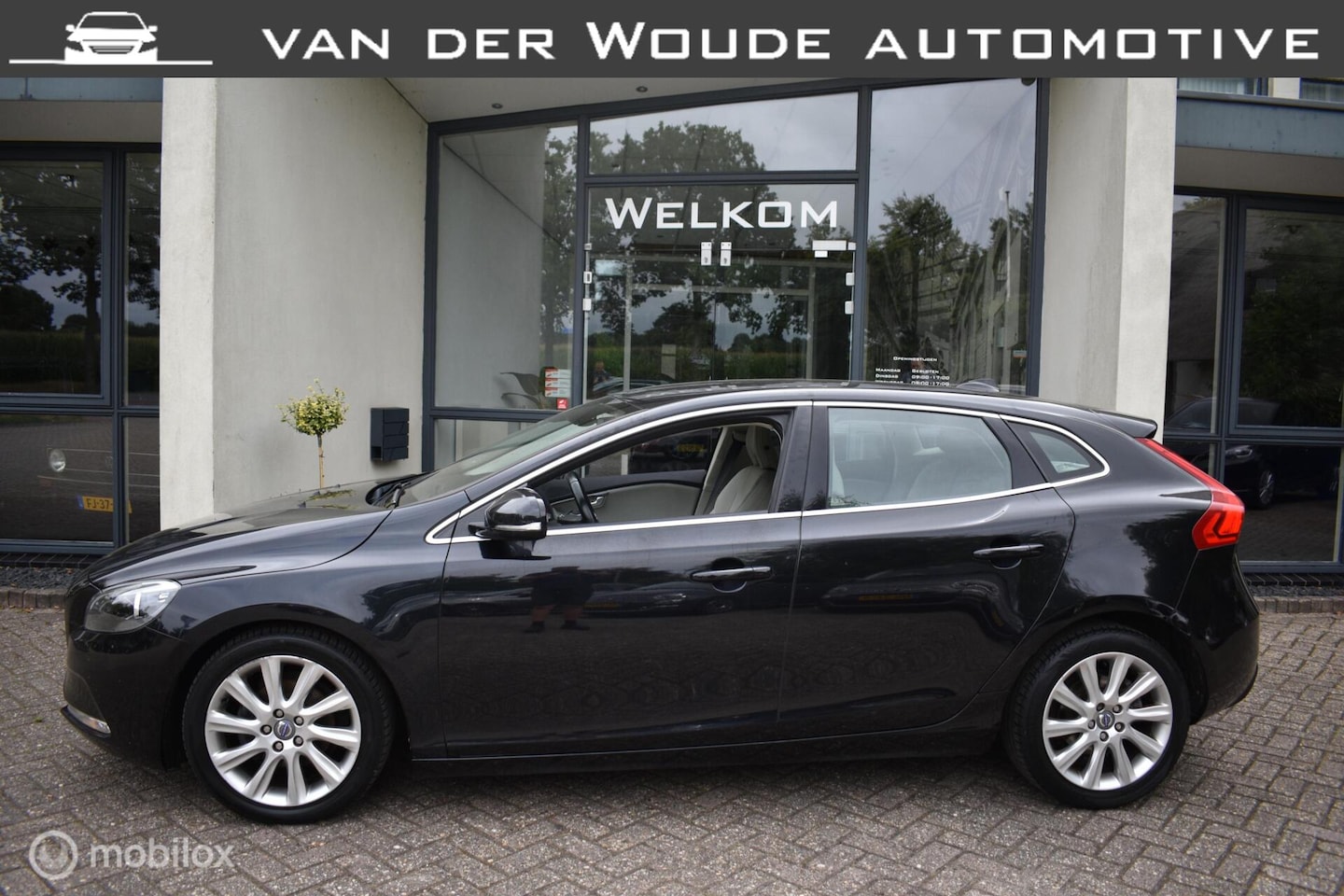 Volvo V40 - 1.6 D2 Momentum 2013|Clima|Cruise - AutoWereld.nl