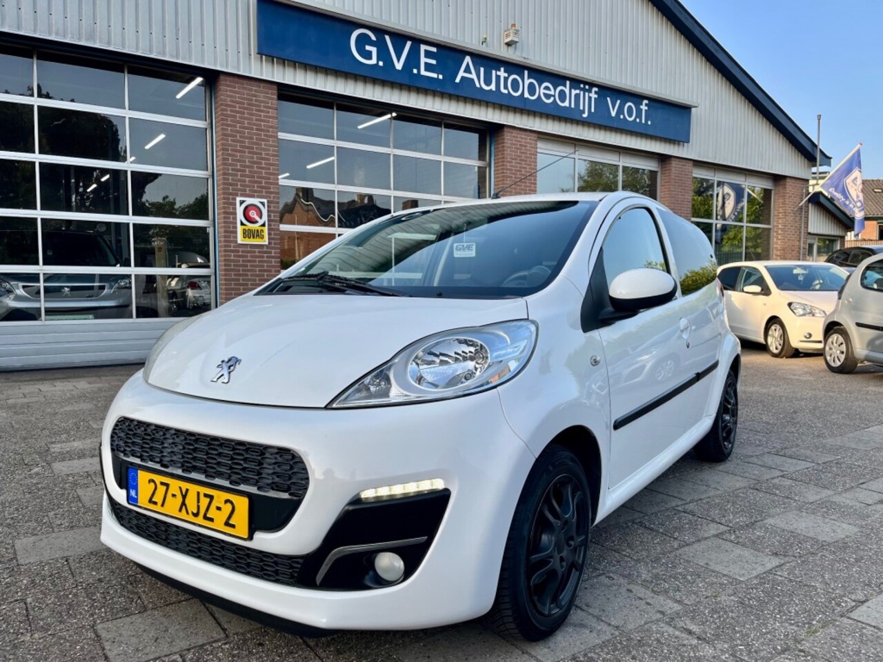 Peugeot 107 - 1.0 ACTIVE NAP LOGISCH - AutoWereld.nl