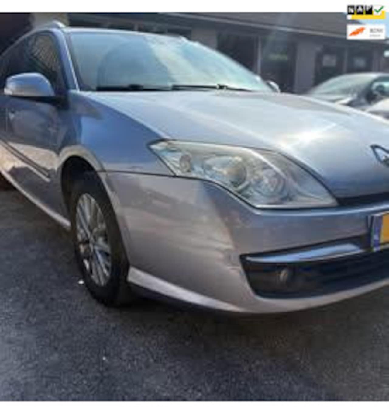 Renault Laguna Estate - 2.0 16V Corporate 2.0 16V Corporate - AutoWereld.nl