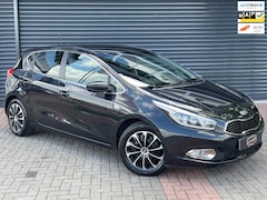 Kia Cee'd - 1.4 CVVT DynamicLine Camera | Parkeersensor | Led | Climate Control | Cruise