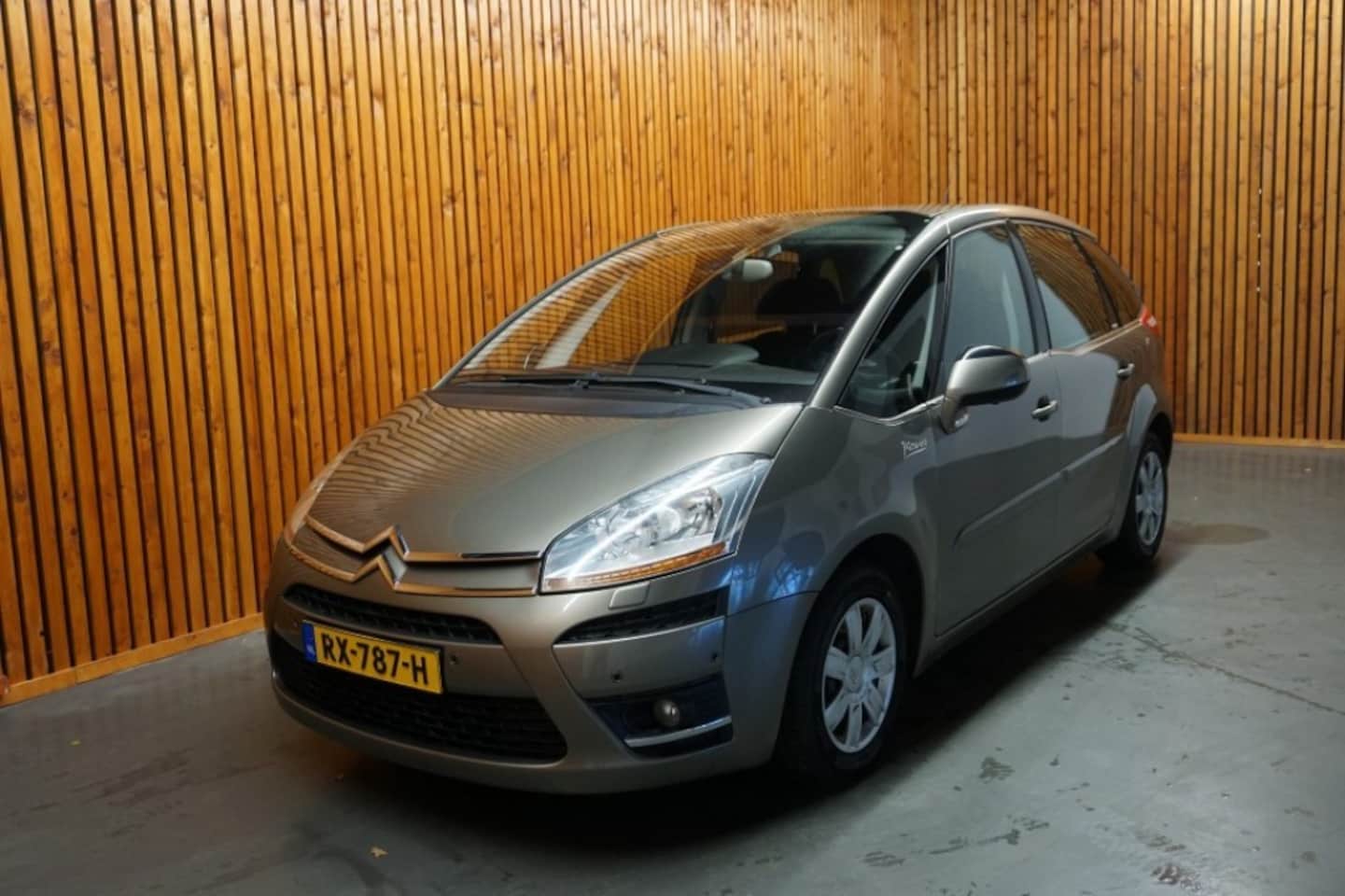 Citroën C4 Picasso - 1.6 HDI BUSINESS / AIRCO/ ELK PAKKET - AutoWereld.nl