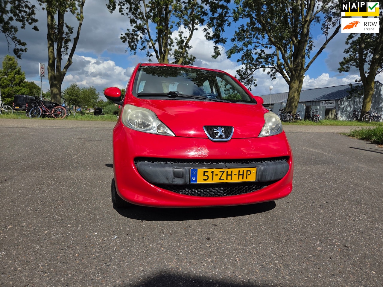 Peugeot 107 - 1.0-12V XS- 5 DEURS- ELECTRISCHE RAMEN- GOED ONDERHOUDEN- LAGE KILOMETERS - AutoWereld.nl