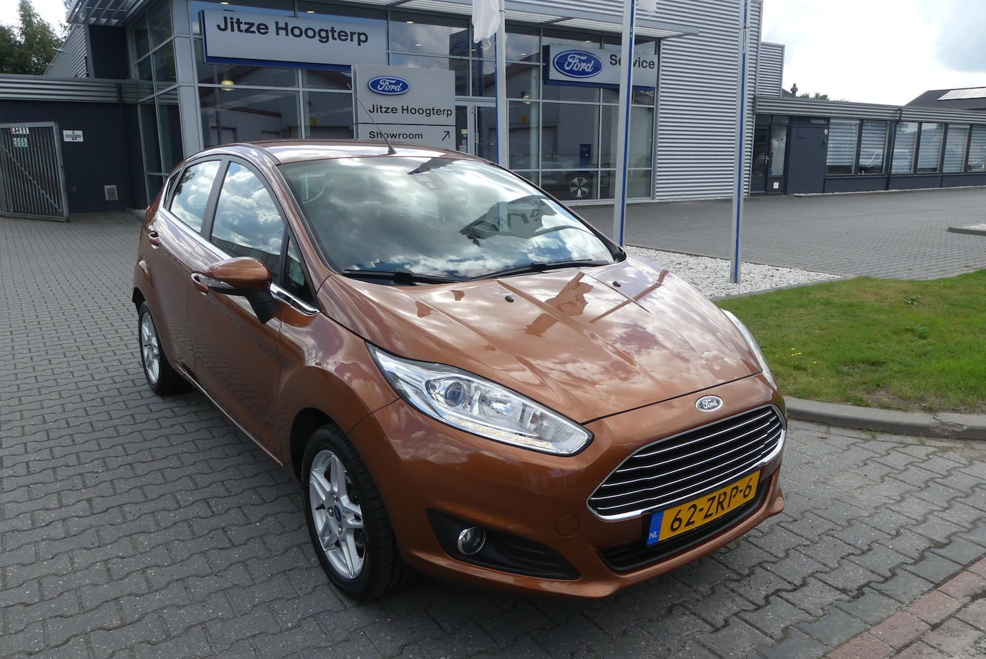Ford Fiesta - 1.0 EcoBoost Titanium CRUISE, CLIMA, PDC, TREKHAAK (900KG), VOORRUITVERWARMING, 108.926KM - AutoWereld.nl