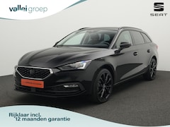 SEAT Leon Sportstourer - 1.0 TSI 110 pk Style | LED koplampen | Luxe lederen bekleding | Climatronic | Parkeersenso