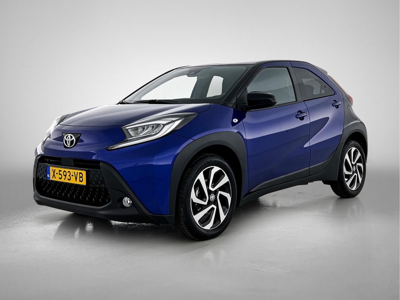 Toyota Aygo X - 1.0 VVT-i MT Pulse | Climate Controle | LED koplampen | Camera | - AutoWereld.nl