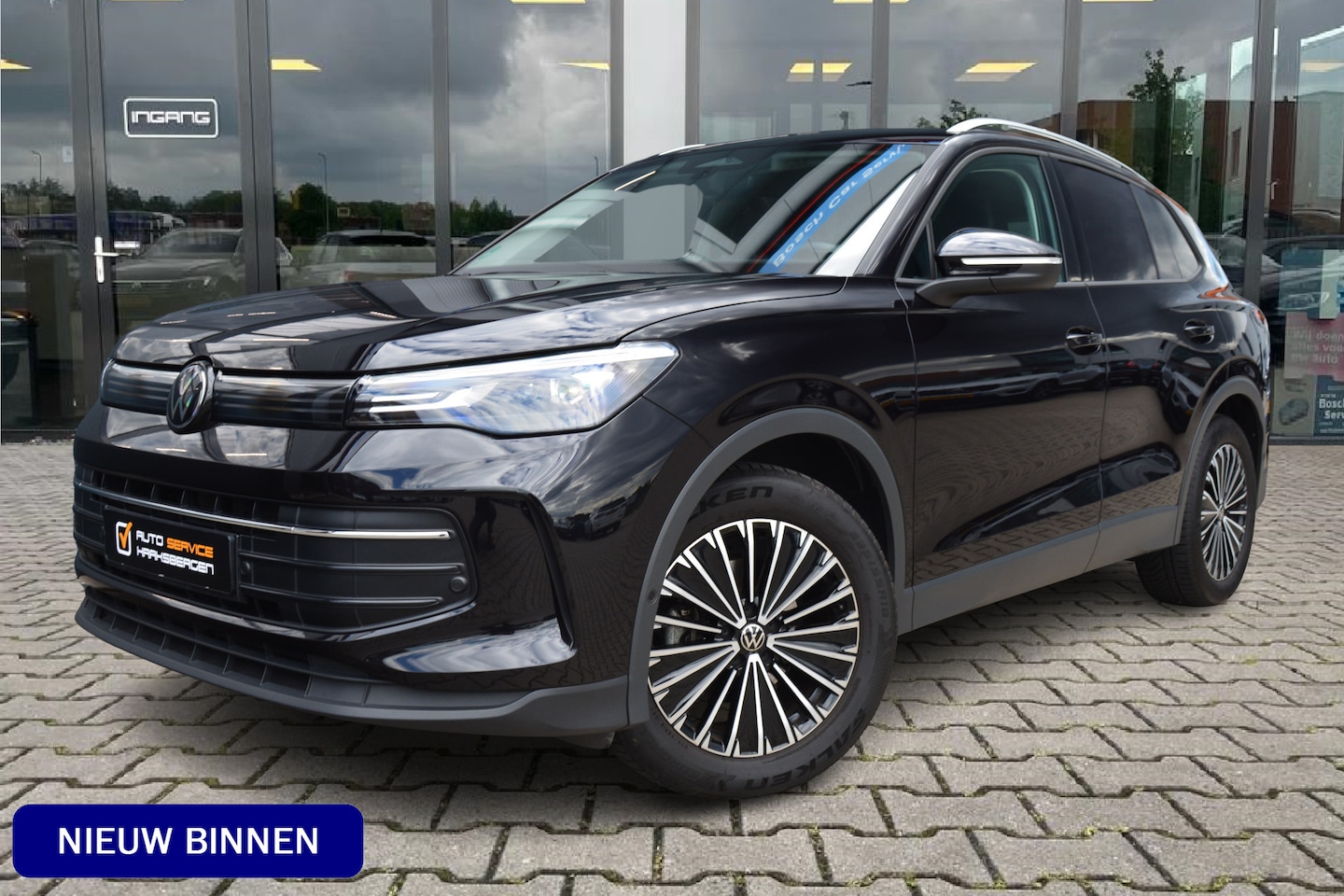 Volkswagen Tiguan - 1.5 eTSI Life | ACC | Camera | Winter Pakket | - AutoWereld.nl