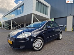 Fiat Grande Punto - 1.4 Active AUTOMAAT AIRCO 2 X SLEUTELS