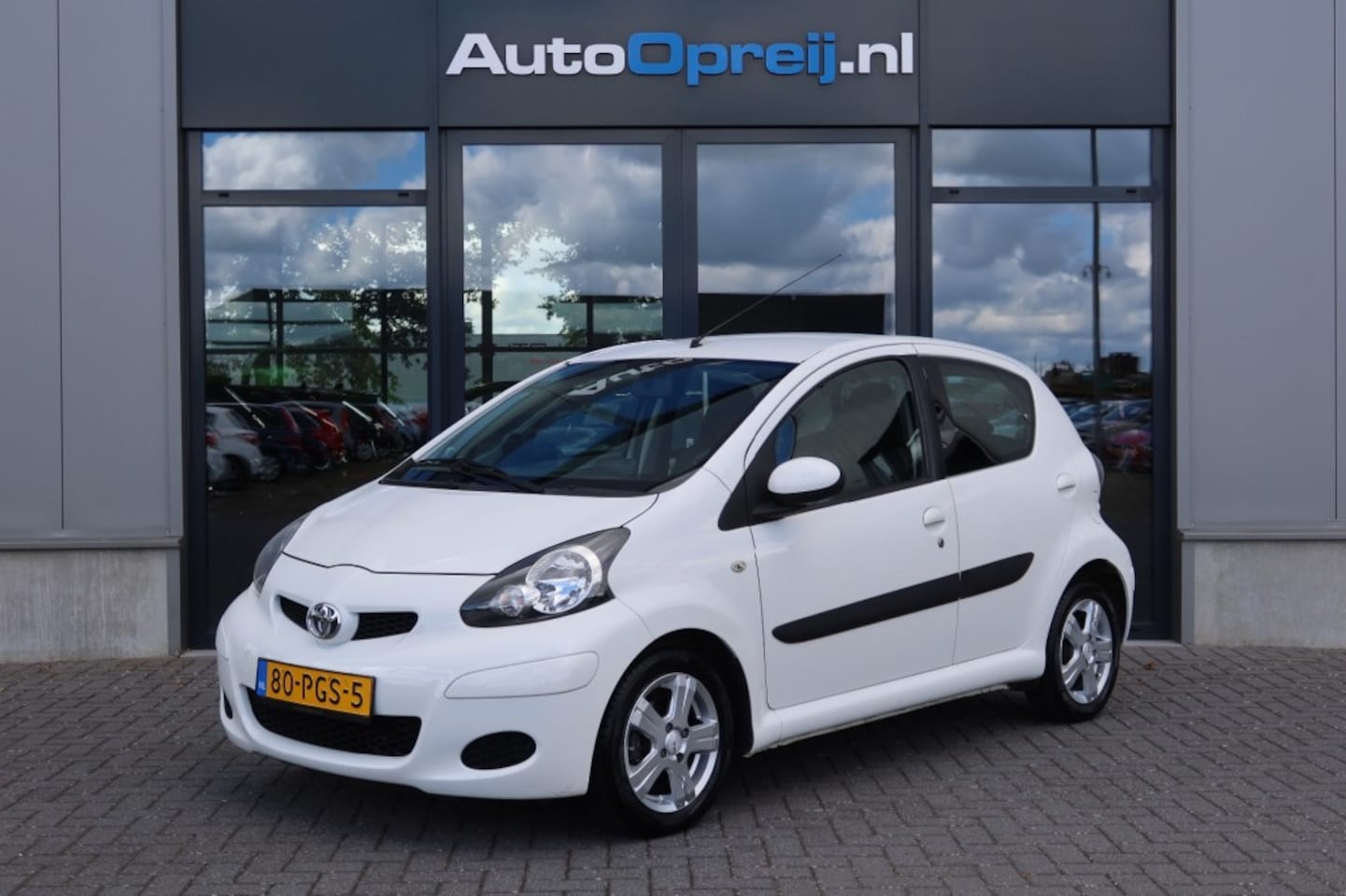 Toyota Aygo - 1.0-12V AUTOMAAT Comfort Navigator 5drs. Airco, NAVI - AutoWereld.nl