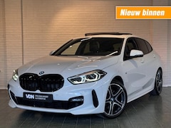 BMW 1-serie - 118i High Exec. M-Sport Automaat Pano Stoelv Carplay 18''