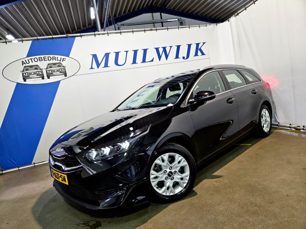 Kia Cee'd - 1.0 T-GDi DynamicLine / Camera / Navi / NL Auto - AutoWereld.nl