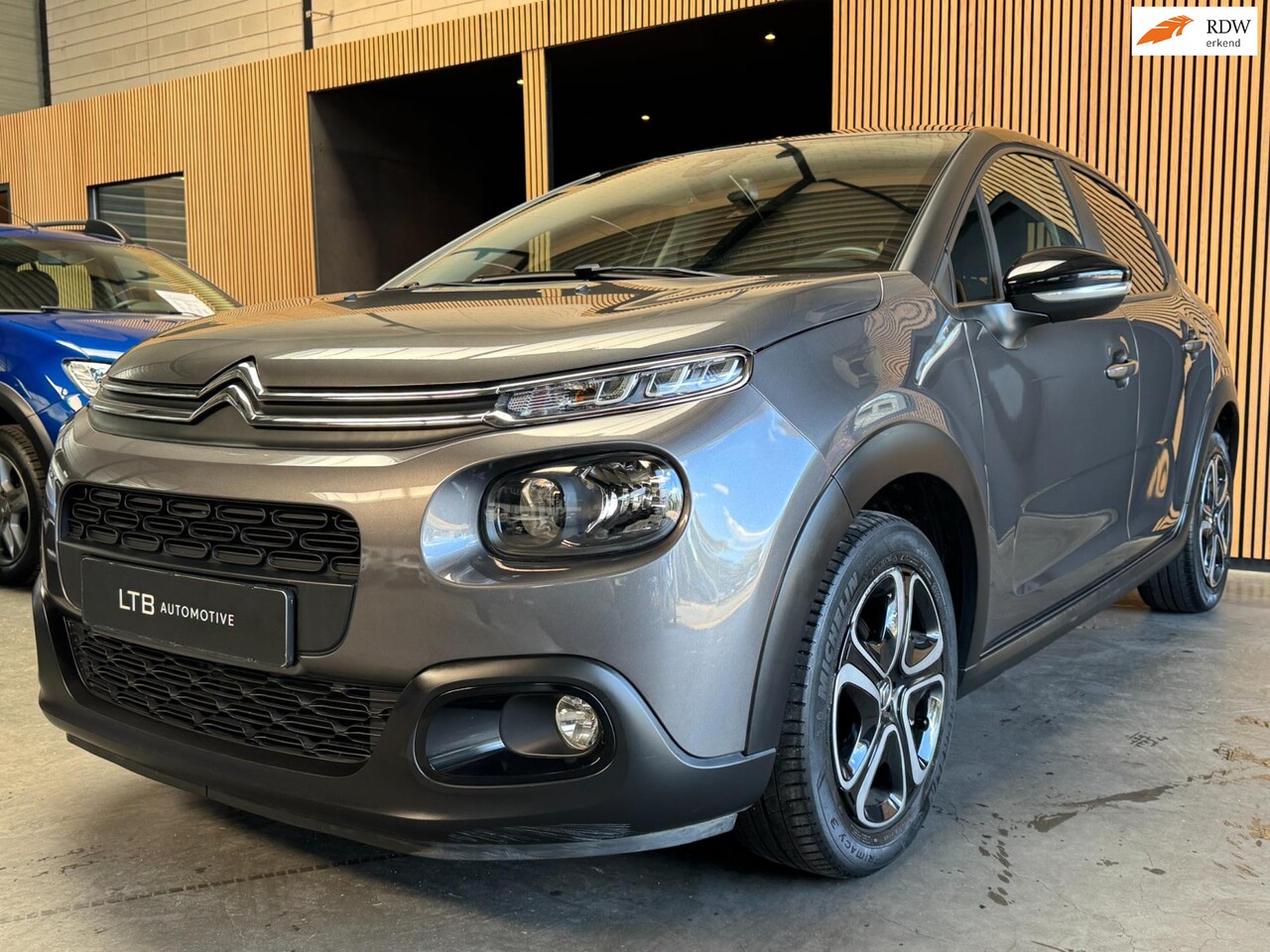 Citroën C3 - 1.2 PureTech S&S Feel Automaat Carplay|Airco|Cruise|APK - AutoWereld.nl