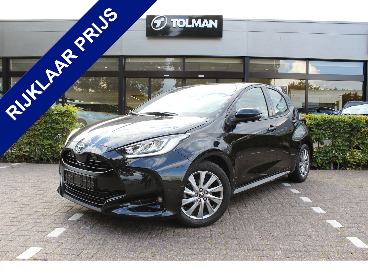 Toyota Yaris - 1.5 Hybrid Dynamic | Rijklaar | Stoel-/stuurverw. | LED | Apple/Android | Camera | Keyless - AutoWereld.nl