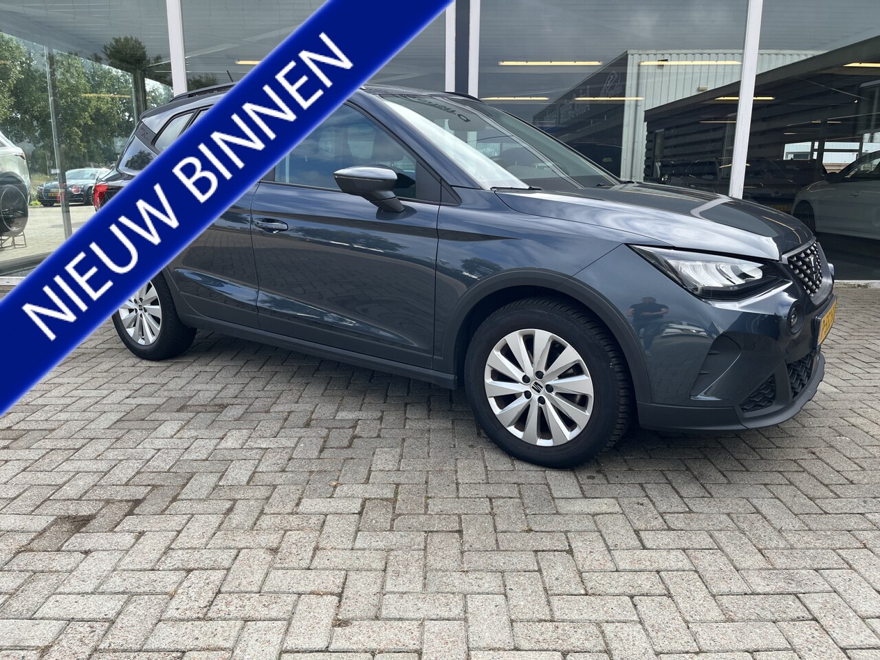 SEAT Arona - 1.0 TSI Style Business Intense 50% deal 7.975,- ACTIE Digitaal display / Stoel verwarming - AutoWereld.nl