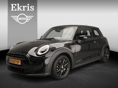 MINI Cooper - 3-deurs Camden Editie / Sportstoelen / LED / PDC / Climate / Cruise / Alu wielen black