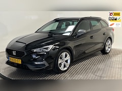 SEAT Leon Sportstourer - 1.5 eTSI FR Business Intense benzine automaat parkeersensoren trekhaak cruisecontrole led