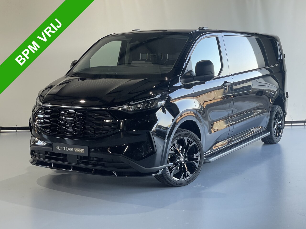 Ford Transit Custom - 320 2.0 TDCI L2H1 Camera / Apple Carplay / Led - AutoWereld.nl