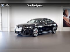 BMW i4 - eDrive35 70 kWh | M Sport | Stoelverwarming | Headup Display | Achteruitrijcamera