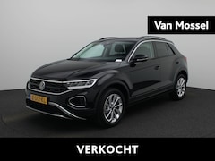 Volkswagen T-Roc - 1.0 TSI Style | Navigatie | Trekhaak | dodehoek detectie | Airco | Stoelverwarming | Camer