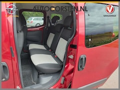 Fiat Qubo - 1.4 Dynamic Airco 2X Schuifdeur Cruise Control Trekhaak Pdc 5-Persoons