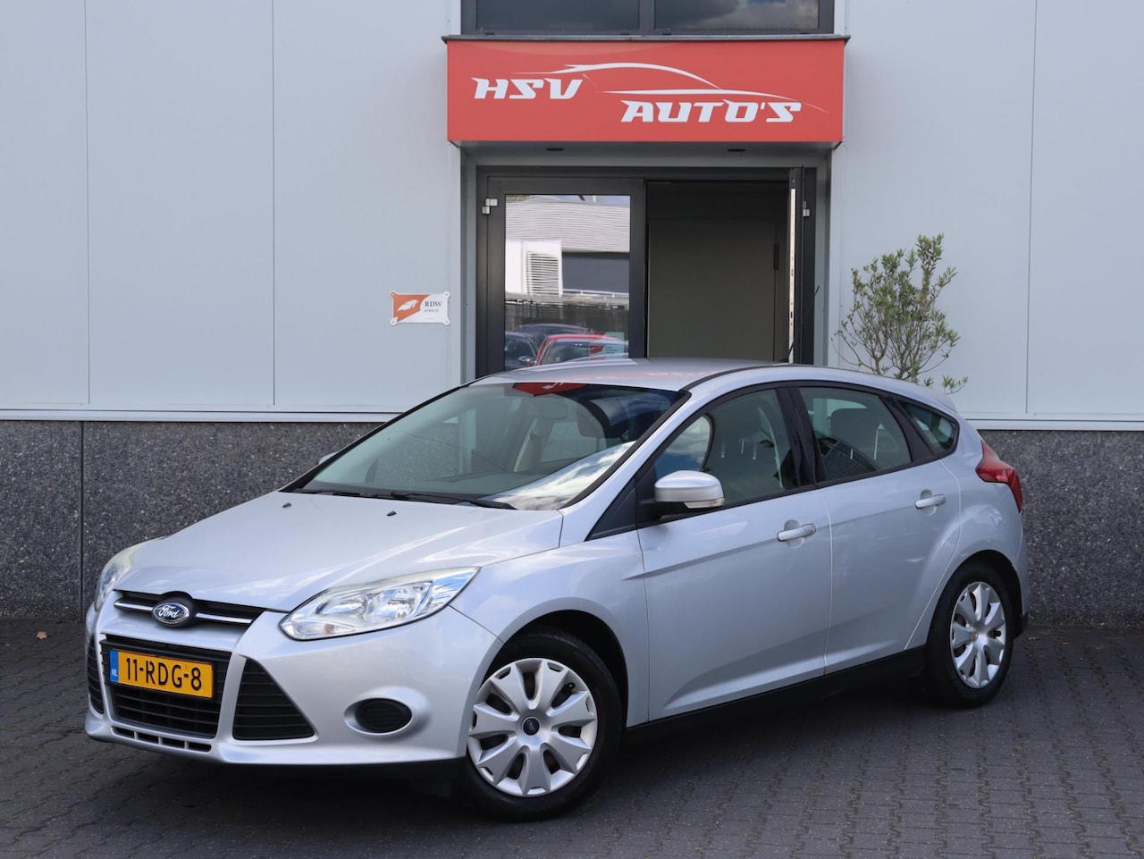 Ford Focus - 1.6 TI-VCT Trend navi airco 4-deurs - AutoWereld.nl