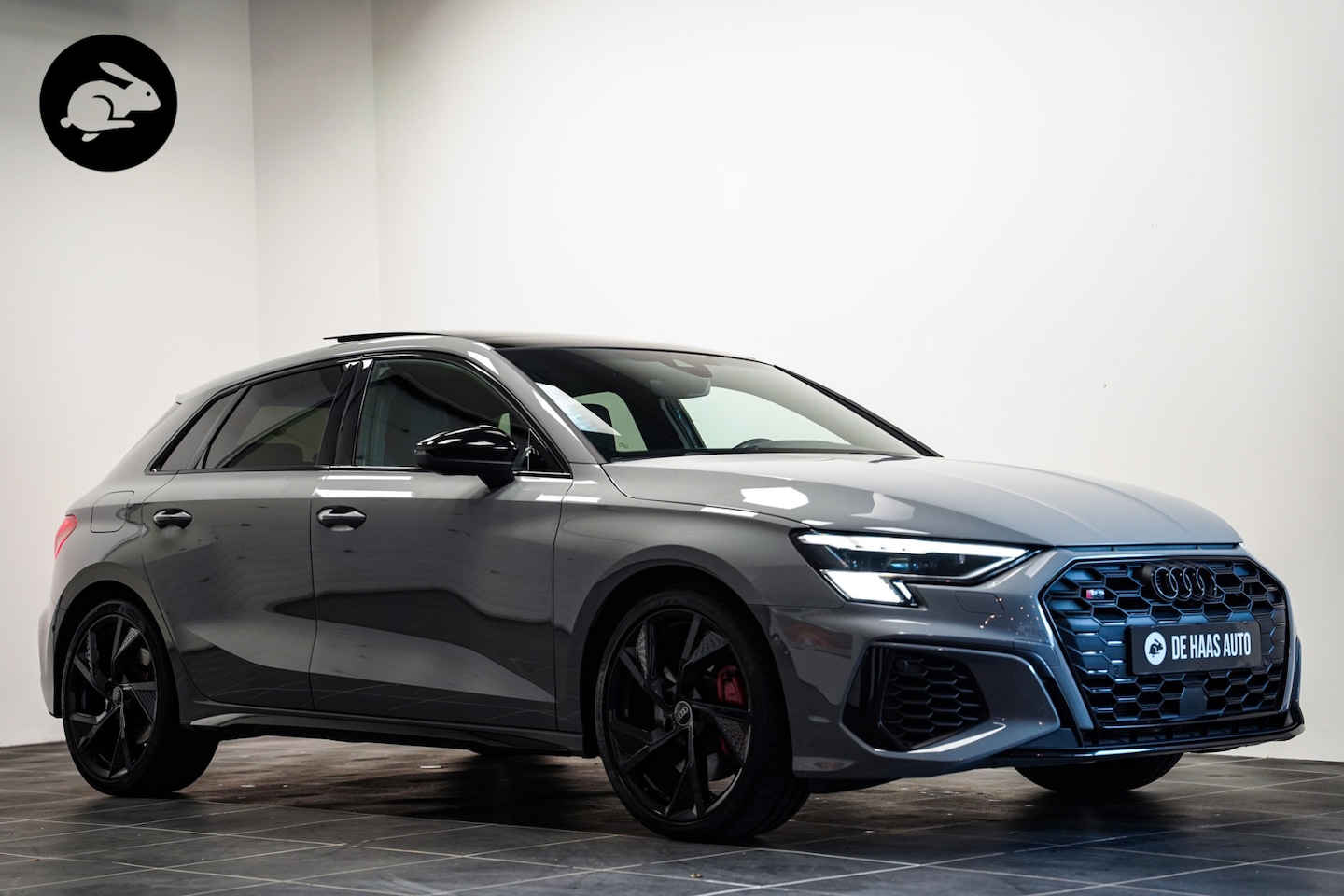 Audi S3 - Sportback 2.0 TFSI S3 quattro/Magnetic ride/Pano dak/Carplay - AutoWereld.nl