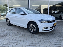 Volkswagen Polo - 1.0 TSI Comfortline 50% deal 6.475, - ACTIE Cruise / Airco / Telefoon / Navi / LMV
