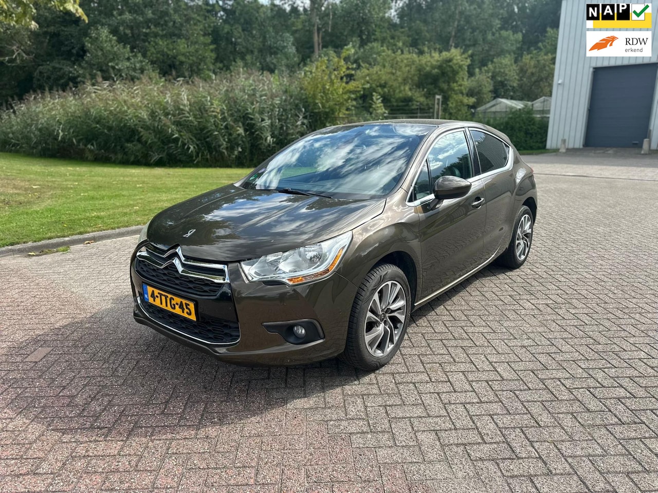 Citroën DS4 - 1.6 VTi So Chic/AIRCO/CRUISE/HALF LEDER/PARKEERSENS VOOR-ACHTER - AutoWereld.nl