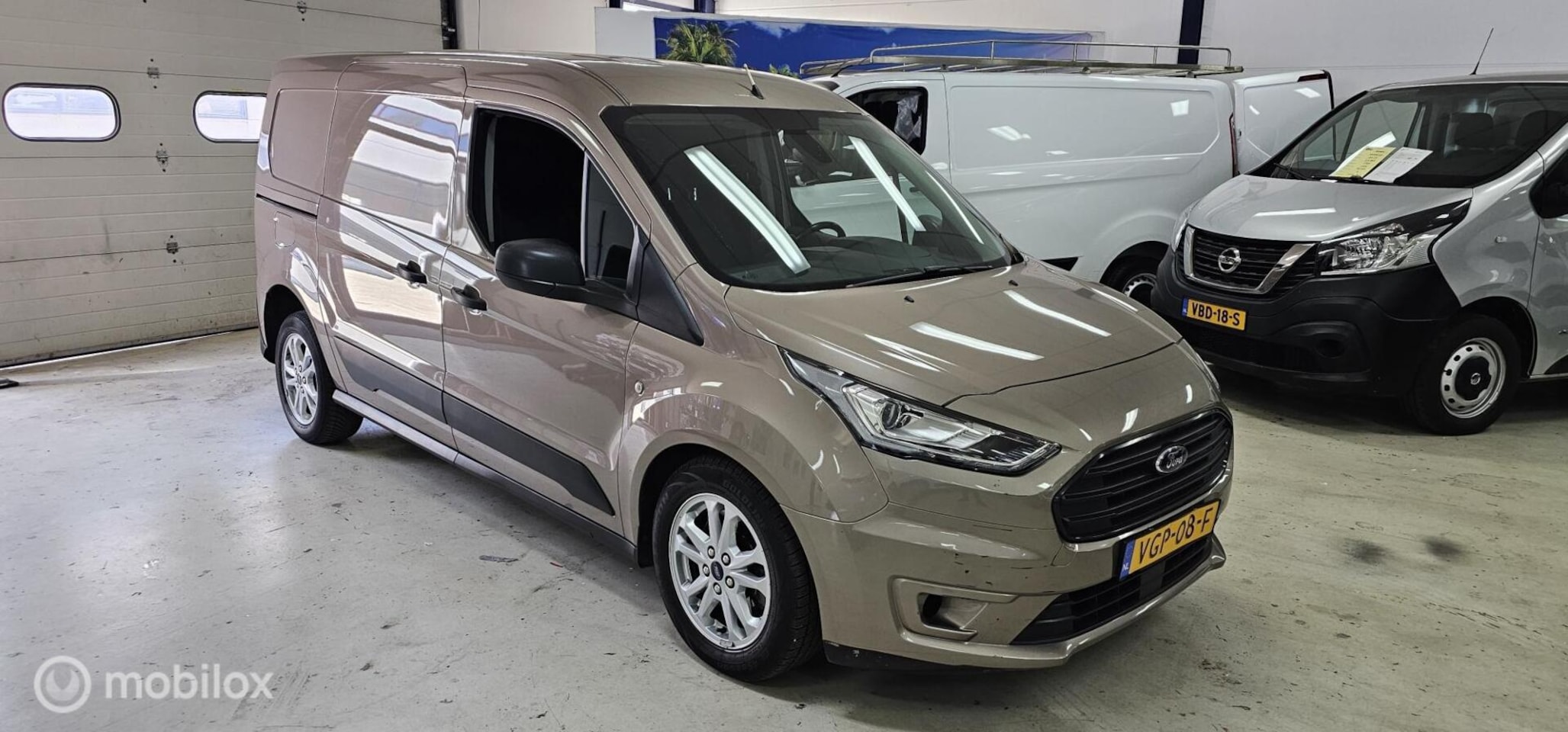 Ford Transit Connect - 1.5 EcoBlue L2 Automaat Euro 6 - AutoWereld.nl