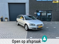 Volvo V50 - 2.4 Edition Airco, Cruise, Trekhaak, 5 Cilinder