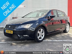 SEAT Leon - 1.6 TDI Style Ecomotive | 5 Drs | Climate | Cruise | Navi | Trekhaak |