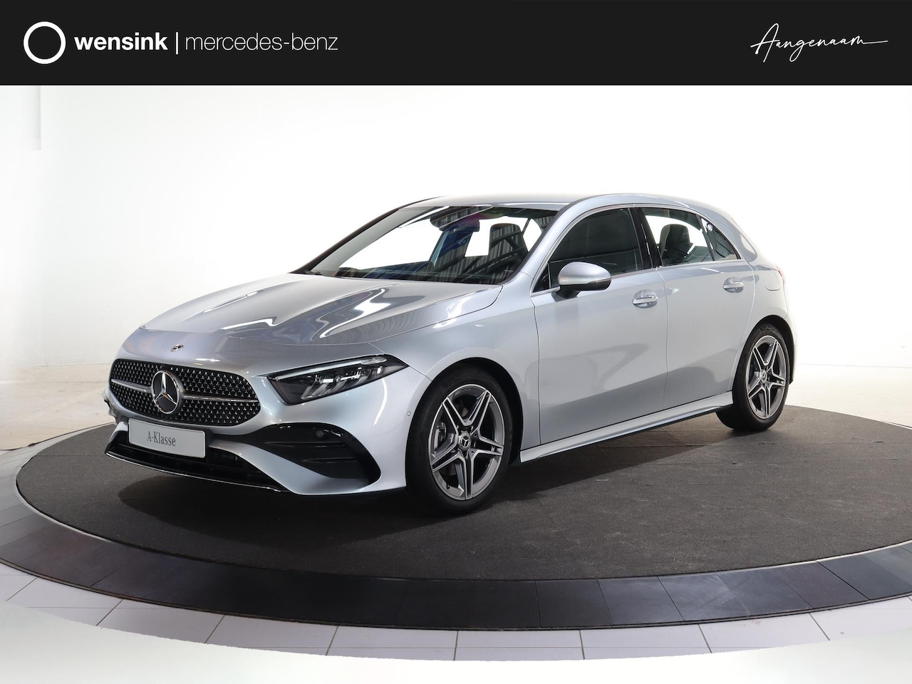 Mercedes-Benz A-klasse - 180 Star Edition AMG Line | AMG | Achteruitrijcamera | led koplampen | Stoelverwarming voo - AutoWereld.nl