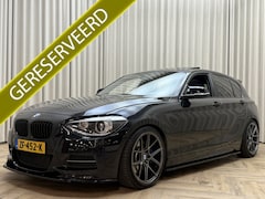 BMW 1-serie - M135i / M-Performance / 320 PK / F1 Sportautomaat / HK Audio / Schuifdak / Leder / Navi Pr
