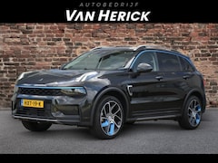 Lynk & Co 01 - 1.5 Plug-in Hybrid | Panoramadak | 360 Camera | Carplay