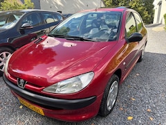 Peugeot 206 - 1.4 XR 5 DEURS NIEUWSTAAT