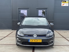 Volkswagen Golf - 1.4 TSI GTE Pano Navi Pro Leer Trekhaak