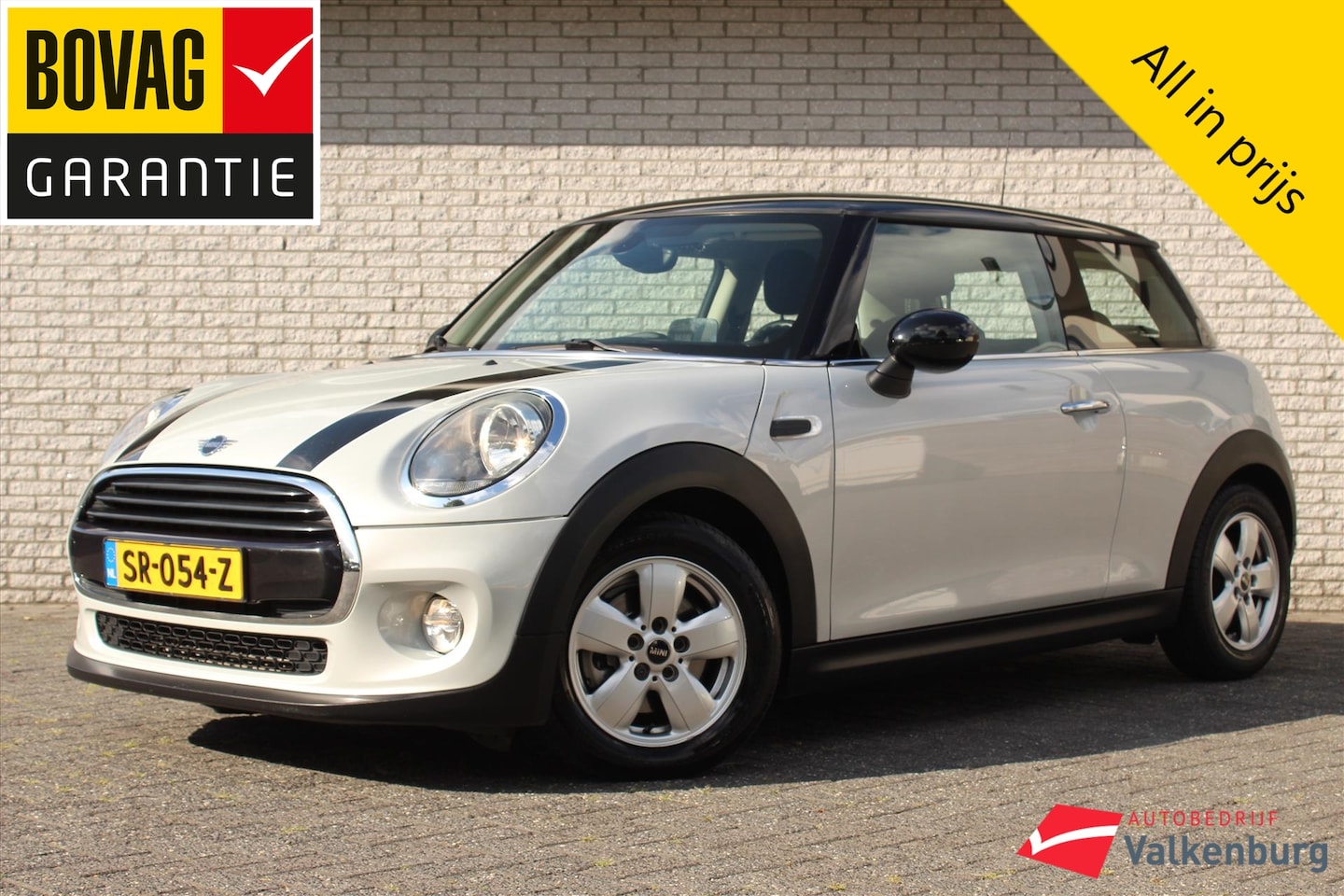 MINI Cooper - Mini 1.5 | Airco | Navi | Parkeersensoren - AutoWereld.nl
